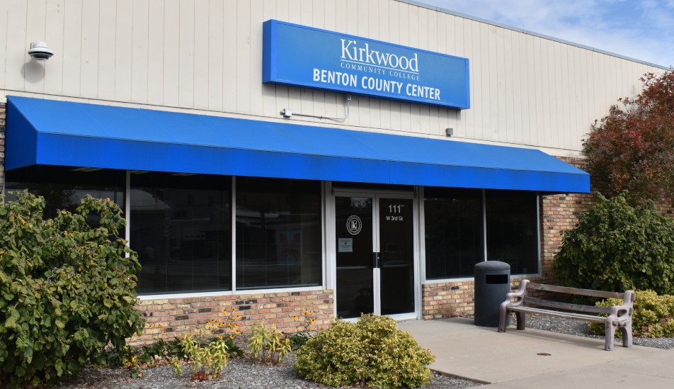 Kirkwood-Benton-County-Center.jpg